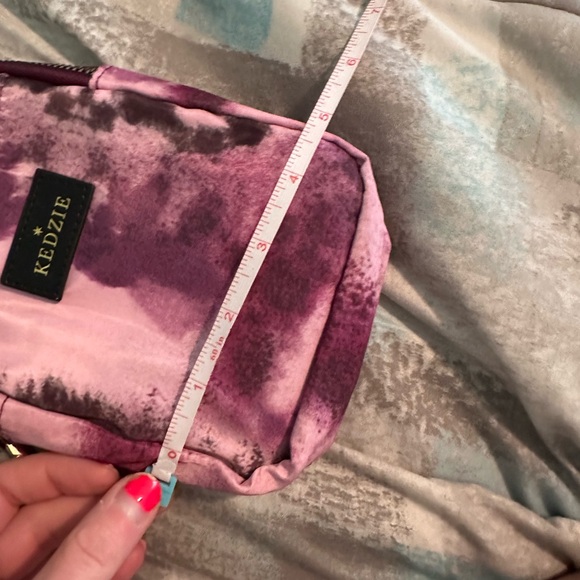 Kedzie Crosstown Crossbody Purse - Picture 4 of 6